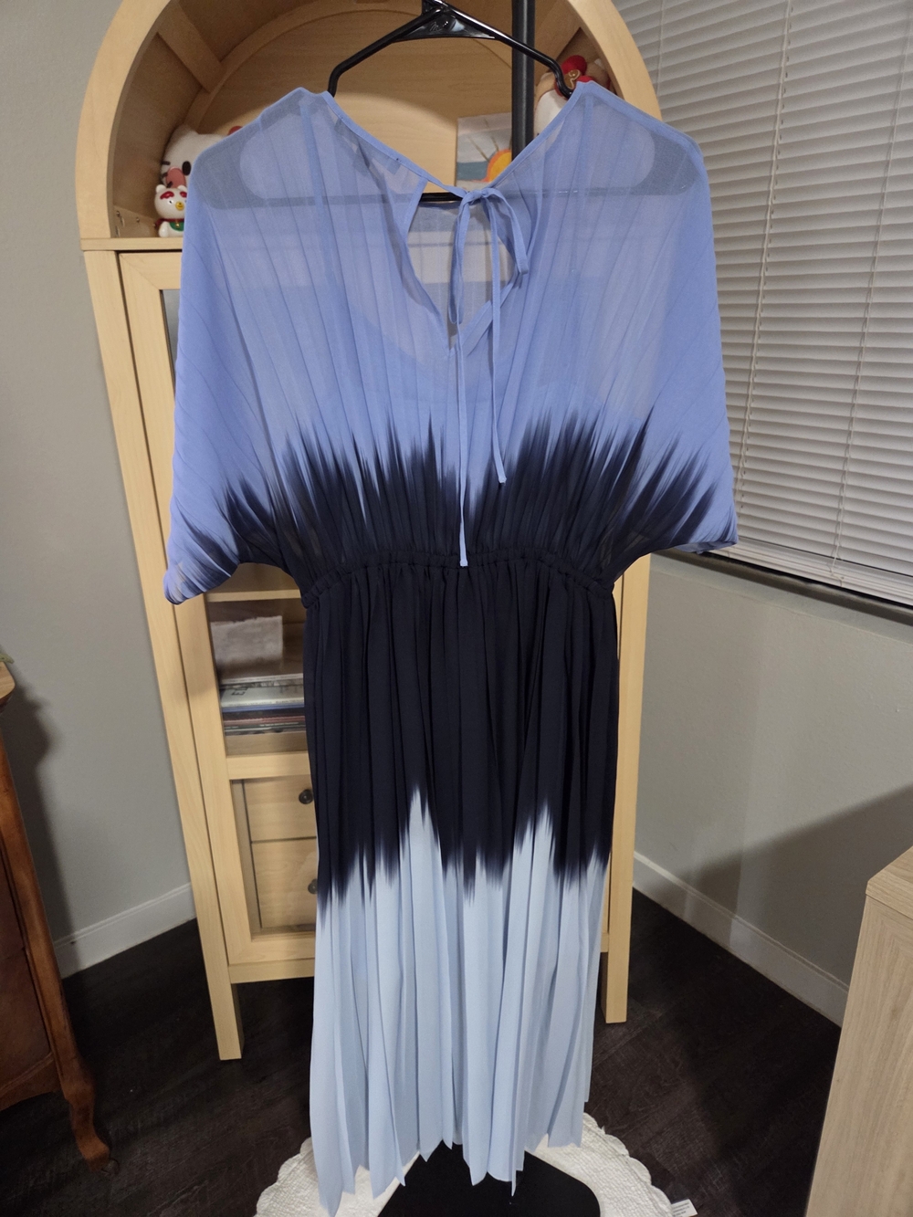 Banana Republic Blue and Black Ombre Midi Dress - Picture 2 of 9